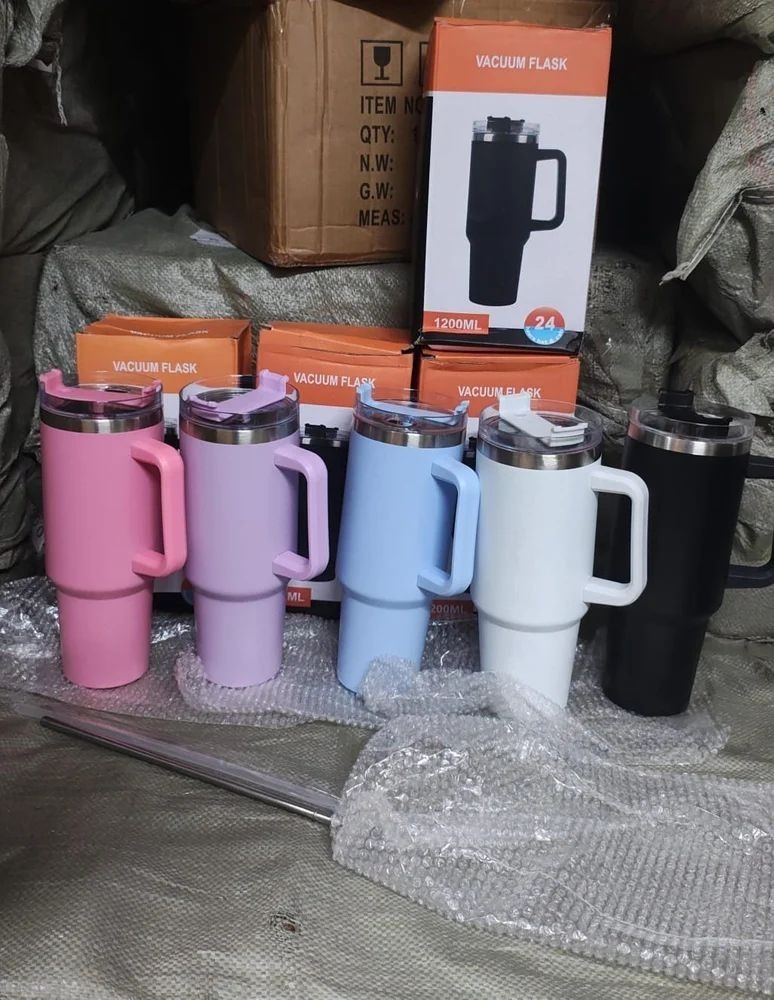 1ST QUALITY 1200ml Insulated Stainless Steel Tumbler With Handle & Straw - Capacity: 1200 Milliliter (Ml)