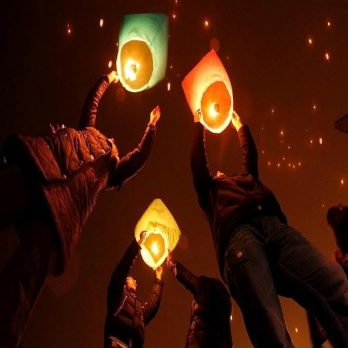 Sky LanternsCandle Hot Air Balloon for Diwali/Marriage/Christmas/New Year/All Festival Multicolor