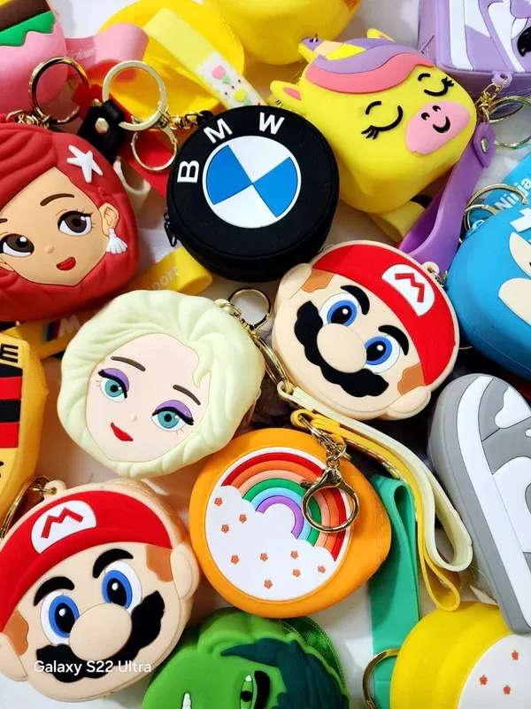 Super Mario Silicon Coin Pouch Keychain