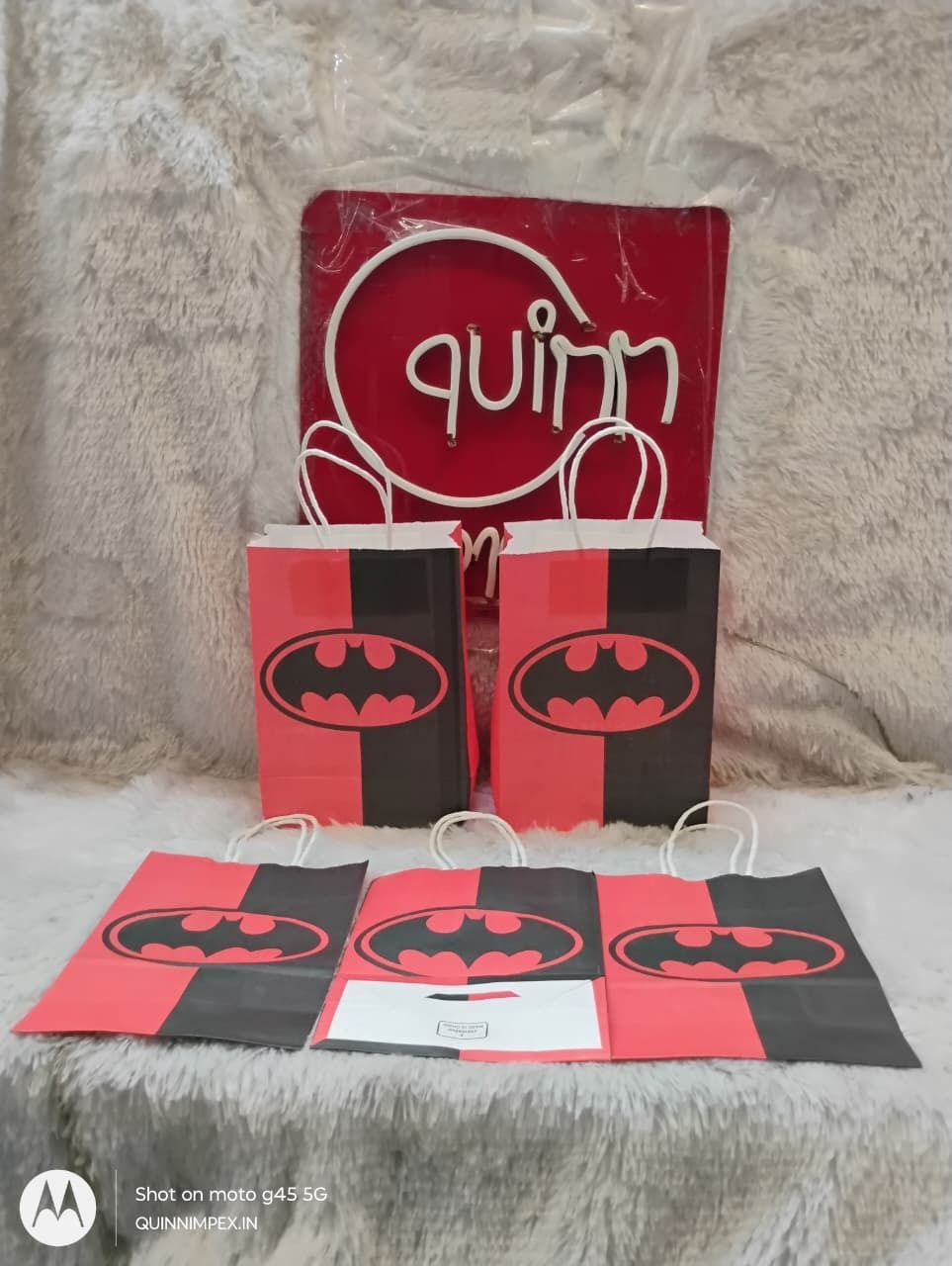 Batman Paper  Carry Bag Small