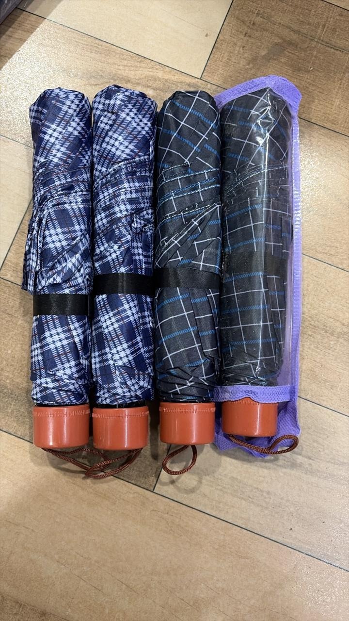 Check Umbrella With 3 Fold Double Layer For Men And Women | Check Design On Canopy | Umbrellas For Boys And Girls With Transperent Pouch | 8ribs, D-112cm, L-96cm, H-58cm |